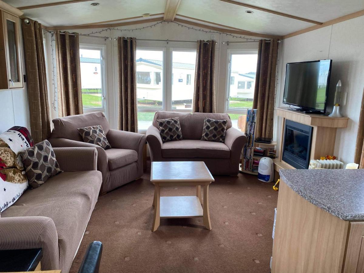 Chapmanholidaylets Cayton Bay ภายนอก รูปภาพ